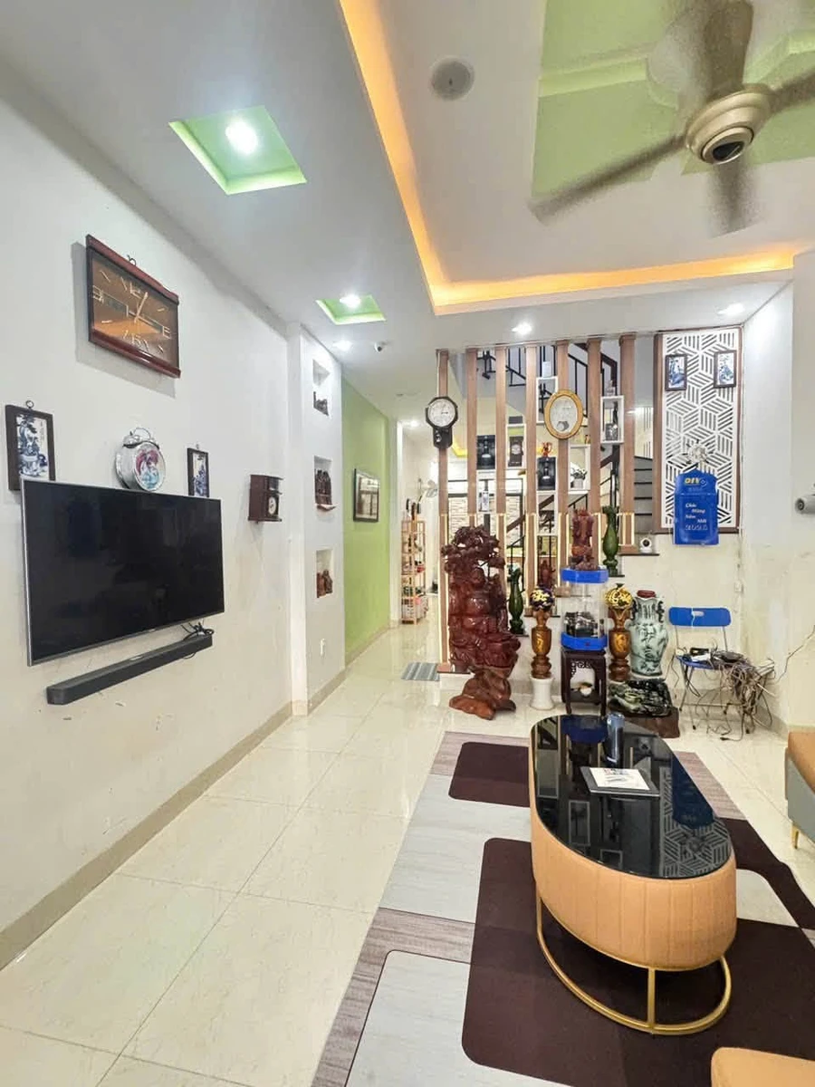 Bán nhà 3 tầng 220m² Vĩnh Điềm Trung, Nha Trang 8,3 tỷ - Ảnh thu nhỏ 2