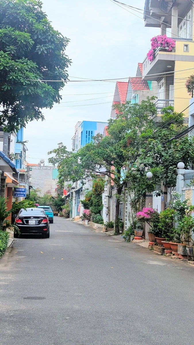 Bán nhà hẻm Vũng Tàu 69m2, 1 lầu 1 trệt, gần biển 7,5 tỷ - Ảnh 1