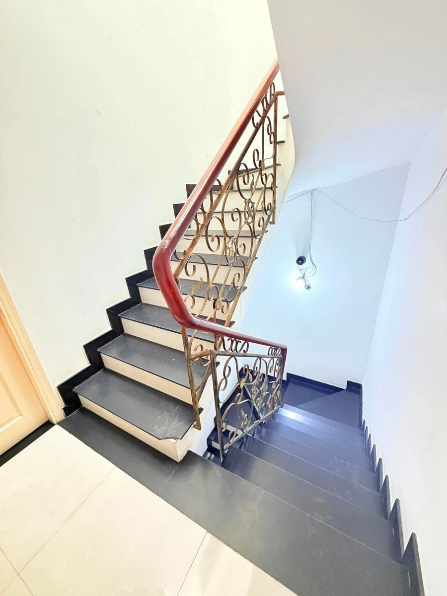 Bán nhà hẻm ô tô Huỳnh Văn Nghệ Gò Vấp 51m2 7 phòng ngủ 6 tỷ - Ảnh thu nhỏ 5