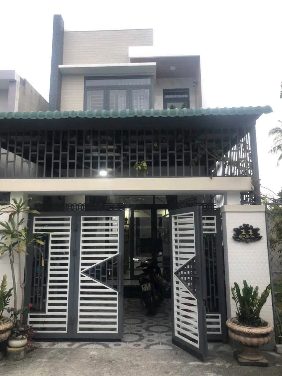 Bán nhà lầu mặt tiền Hoàng Văn Thụ Lagi 108m² giá 3 tỷ - Ảnh 1