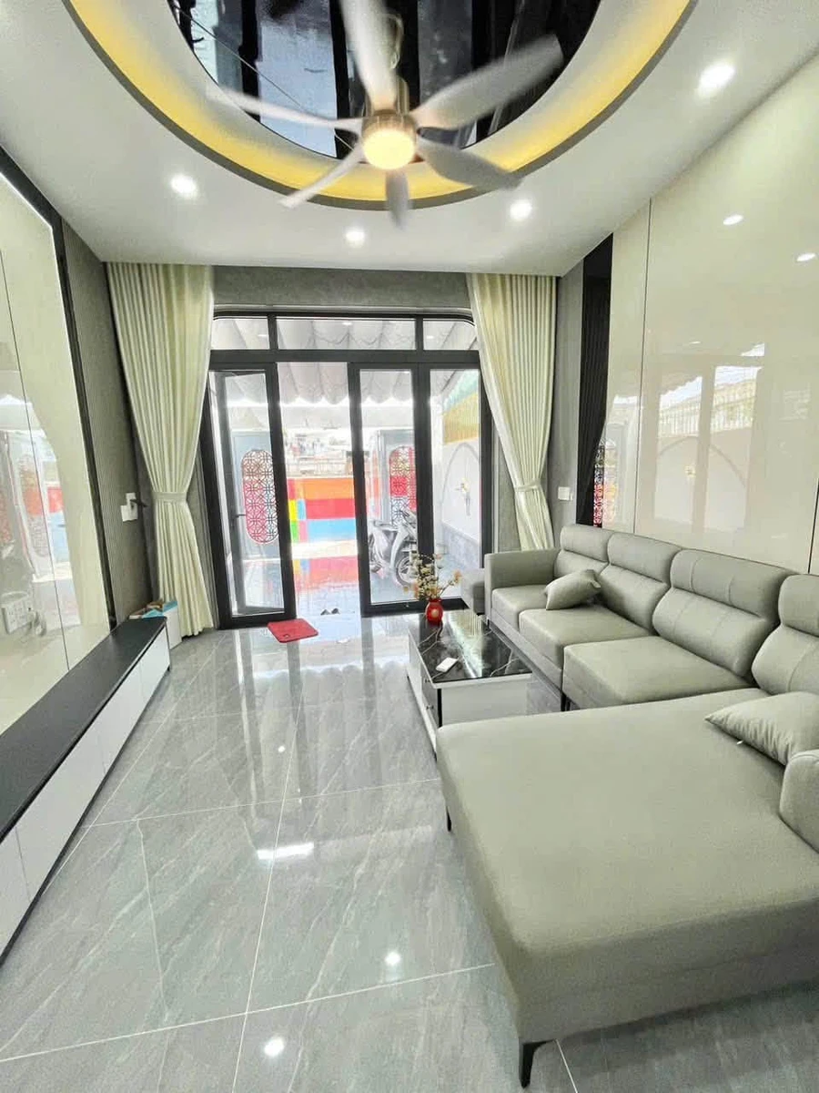 Bán nhà sổ riêng 4 phòng ngủ 160m2 Quận 1 giá 3.43 tỷ - Ảnh thu nhỏ 4