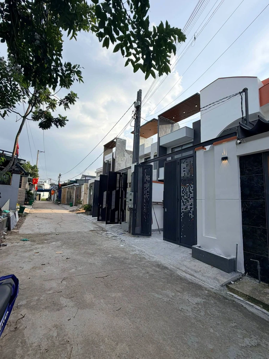 Bán nhà 1 trệt 1 lầu thổ cư 4.7x24m, 3PN, giá 2,95 tỷ tại Trảng Dài, Biên Hòa - Ảnh thu nhỏ 2