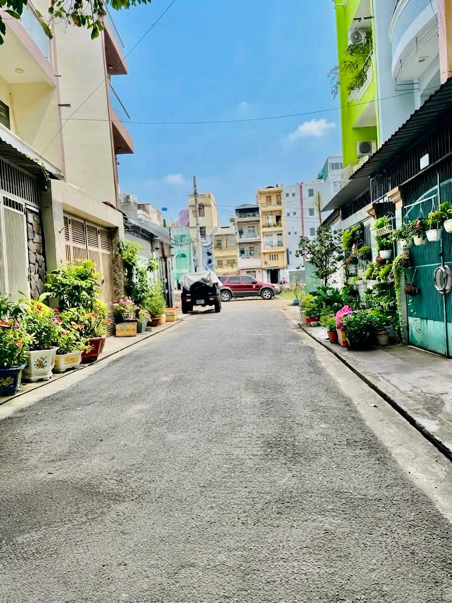 Bán nhà 2 tầng 59m2 hẻm ô tô khu cư xá Công an Bình Thạnh giá khoảng 9 tỷ - Ảnh 1