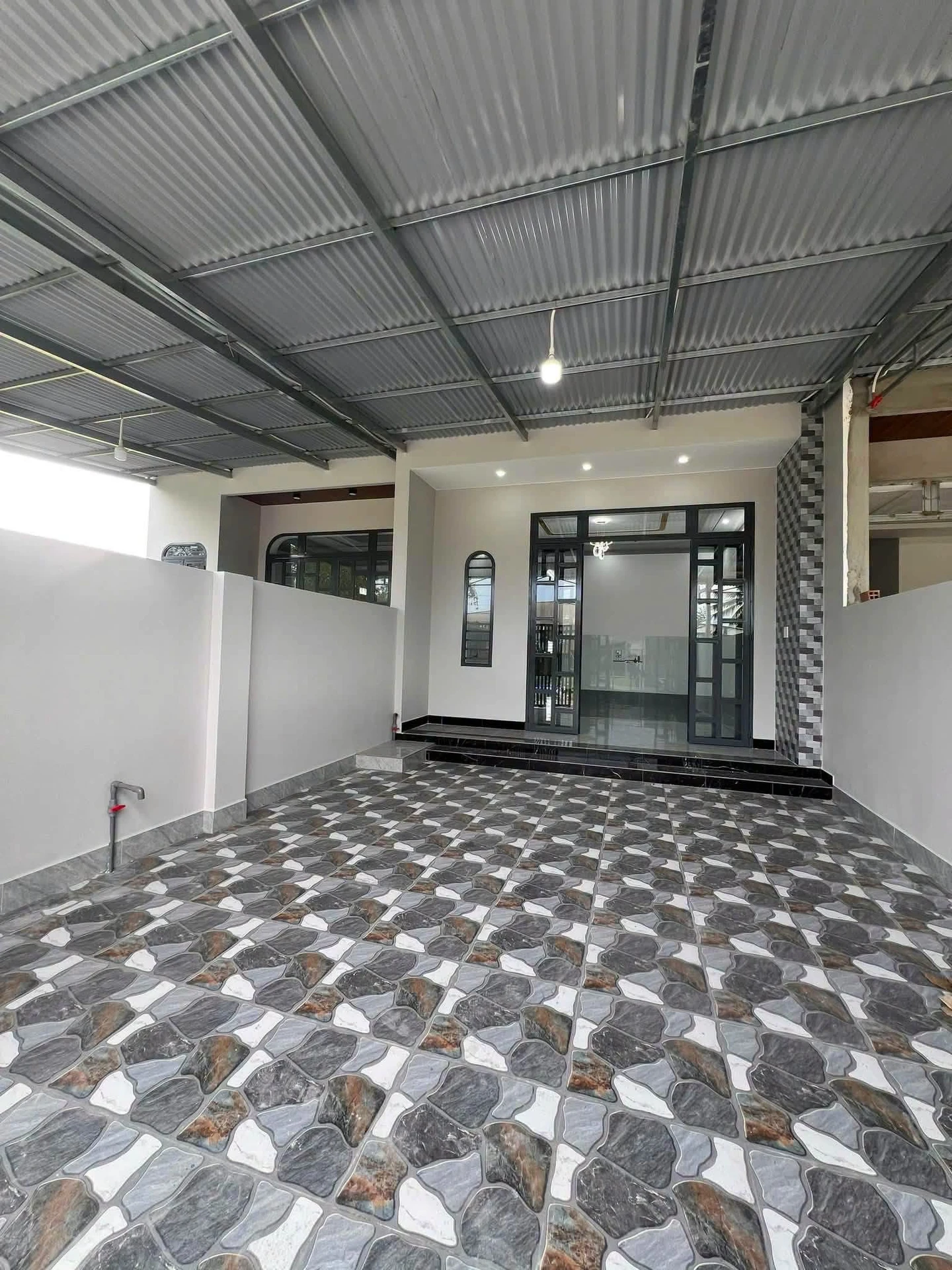 Bán nhà Bình Long Thái Bình Tây Ninh 100m2, 2 phòng ngủ, 750 triệu - Ảnh 1