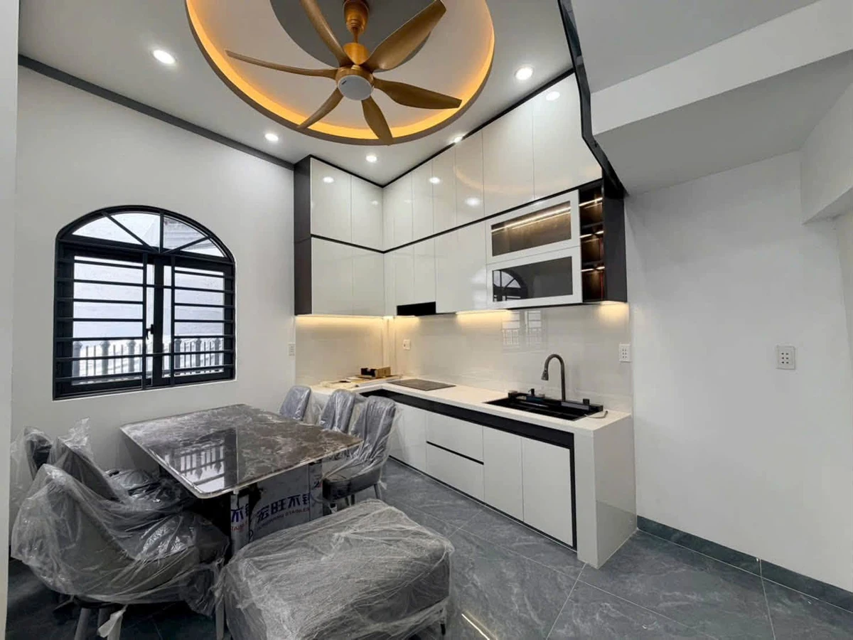 Bán nhà 1 trệt 1 lầu 67m2 gần chợ Tân Phong - Ảnh thu nhỏ 4