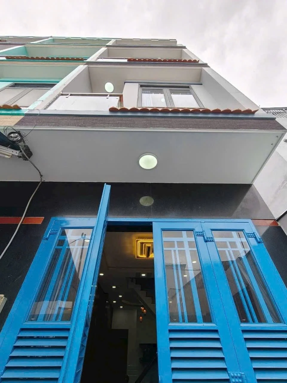 Bán nhà 3 lầu sân thượng 3,5x14m, 4PN 5WC, đường Phú Định, Phường 16, Quận 8, giá 4,2 tỷ - Ảnh 1