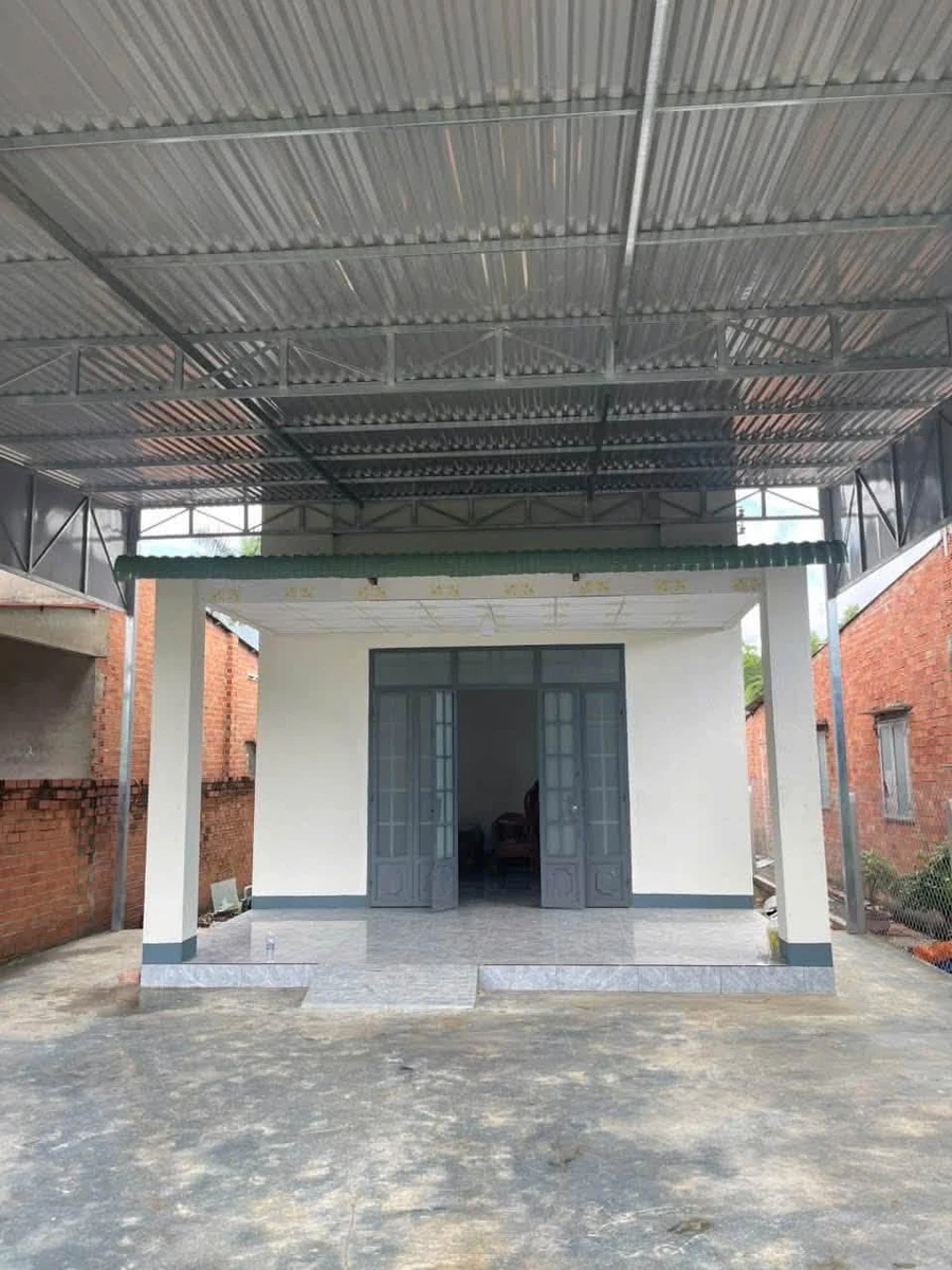 Bán nhà đất mặt tiền đường nhựa 785m2 giá 697 triệu tại Tân Phú, Tân Châu, Tây Ninh - Ảnh 1