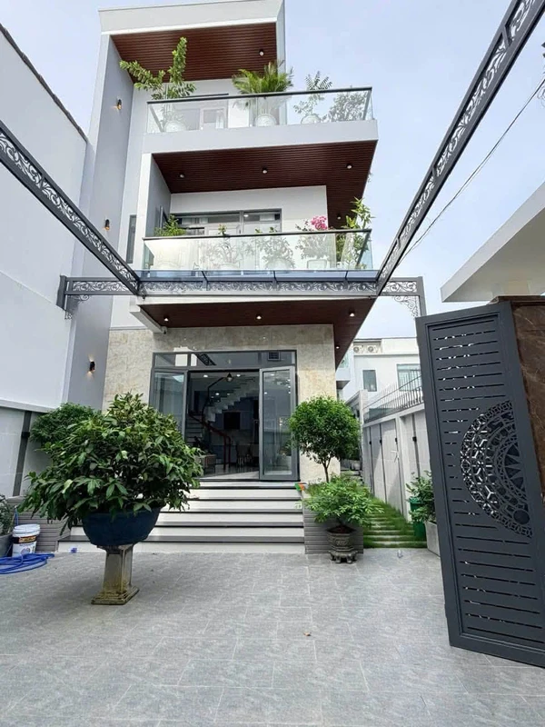 Bán biệt thự mini 172m² 5PN hẻm Phú Nông Khánh Hòa