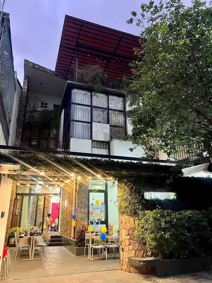 Bán nhà 3 tầng 135m² mặt tiền 7,5m Tân Phú 9 tỷ 9 - Ảnh thu nhỏ 4