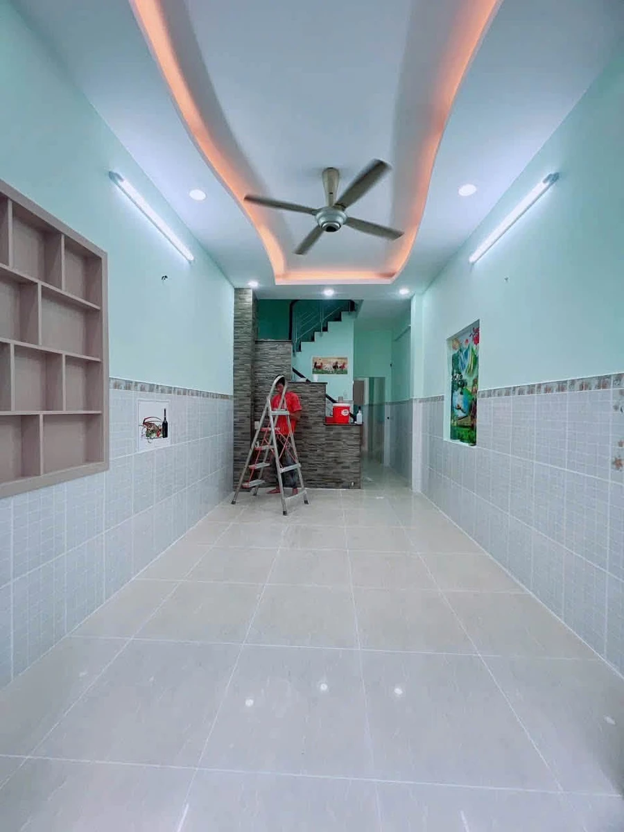 Bán nhà hẻm Đoàn Văn Bơ Quận 4, 51,5m², 4PN, giá 5,299 tỷ - Ảnh thu nhỏ 2