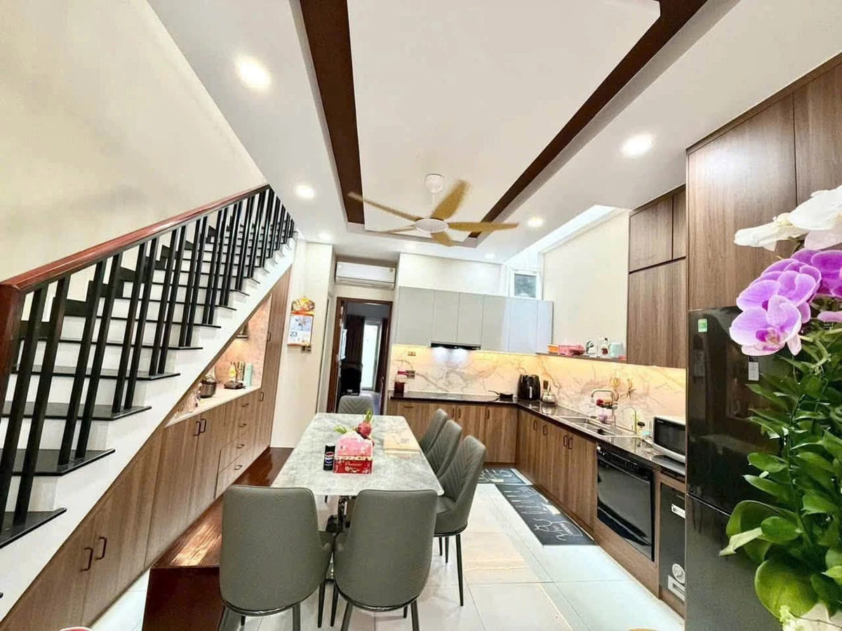 Bán nhà 3 tầng 100m2, 4PN, KĐT Hà Quang 1, Phước Hải, Nha Trang, giá 10,8 tỷ - Ảnh thu nhỏ 4