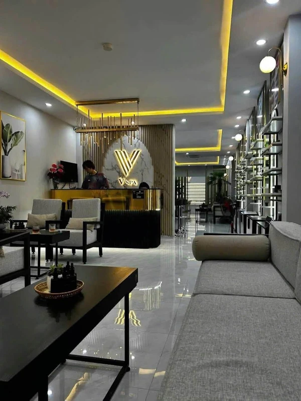 Bán nhà phố mặt tiền Mê Linh, khu bàn cờ Tân Lập, Nha Trang, 123,3m², 3 tầng, giá 23,5 tỷ