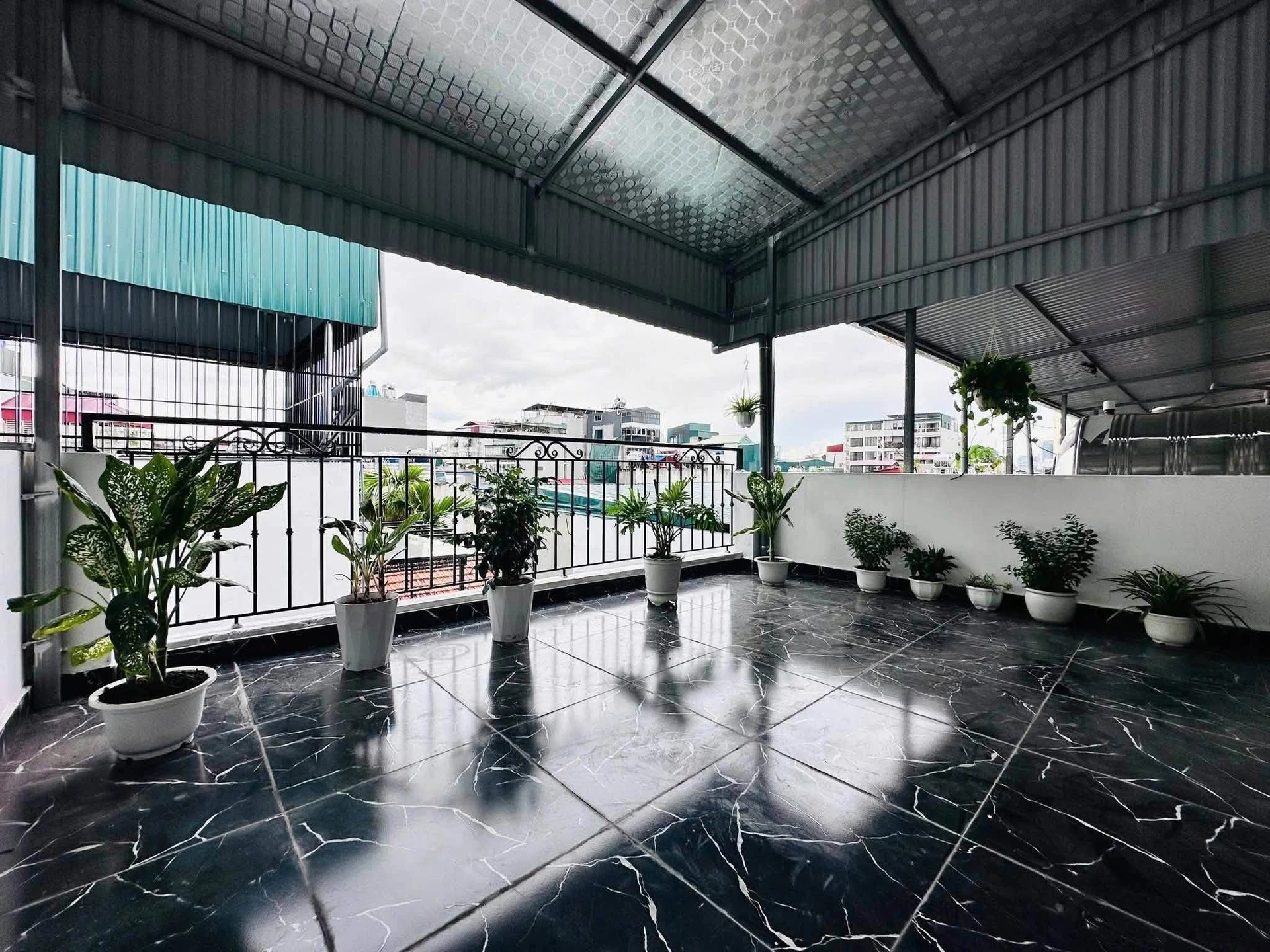 Bán nhà 5 tầng Hoàng Hoa Thám 39.6m2, Ba Đình, 11.7 tỷ - Ảnh 1