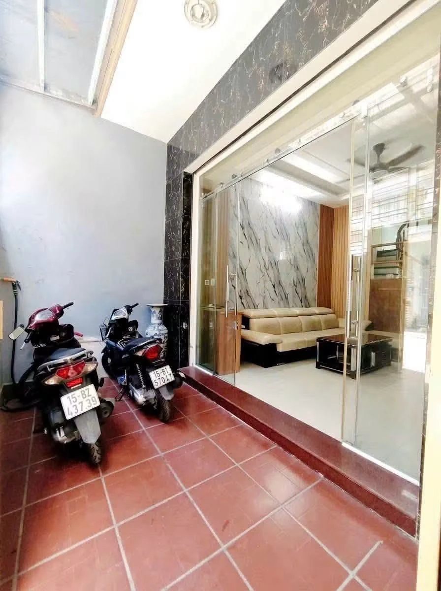 Bán nhà 3 tầng 50m2 Ngô Quyền 2,95 tỷ - Ảnh thu nhỏ 2