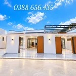 Bán nhà phố 5x20m, 2PN 2WC, sổ riêng thổ cư, sân đậu ô tô tại Long Khánh, Đồng Nai - Ảnh thu nhỏ 1