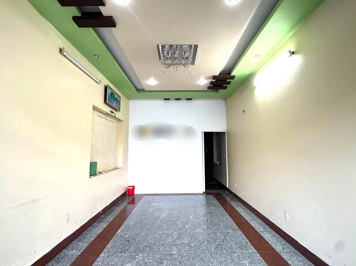 Bán nhà mặt đường Lê Hồng Phong 60m2, 4 tầng, 4 phòng ngủ, Hải Phòng - Ảnh 1
