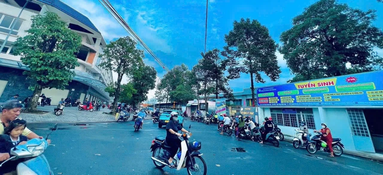 Bán nhà phố 55m2 Phường Thống Nhất 1 tỷ 500 triệu - Ảnh 1