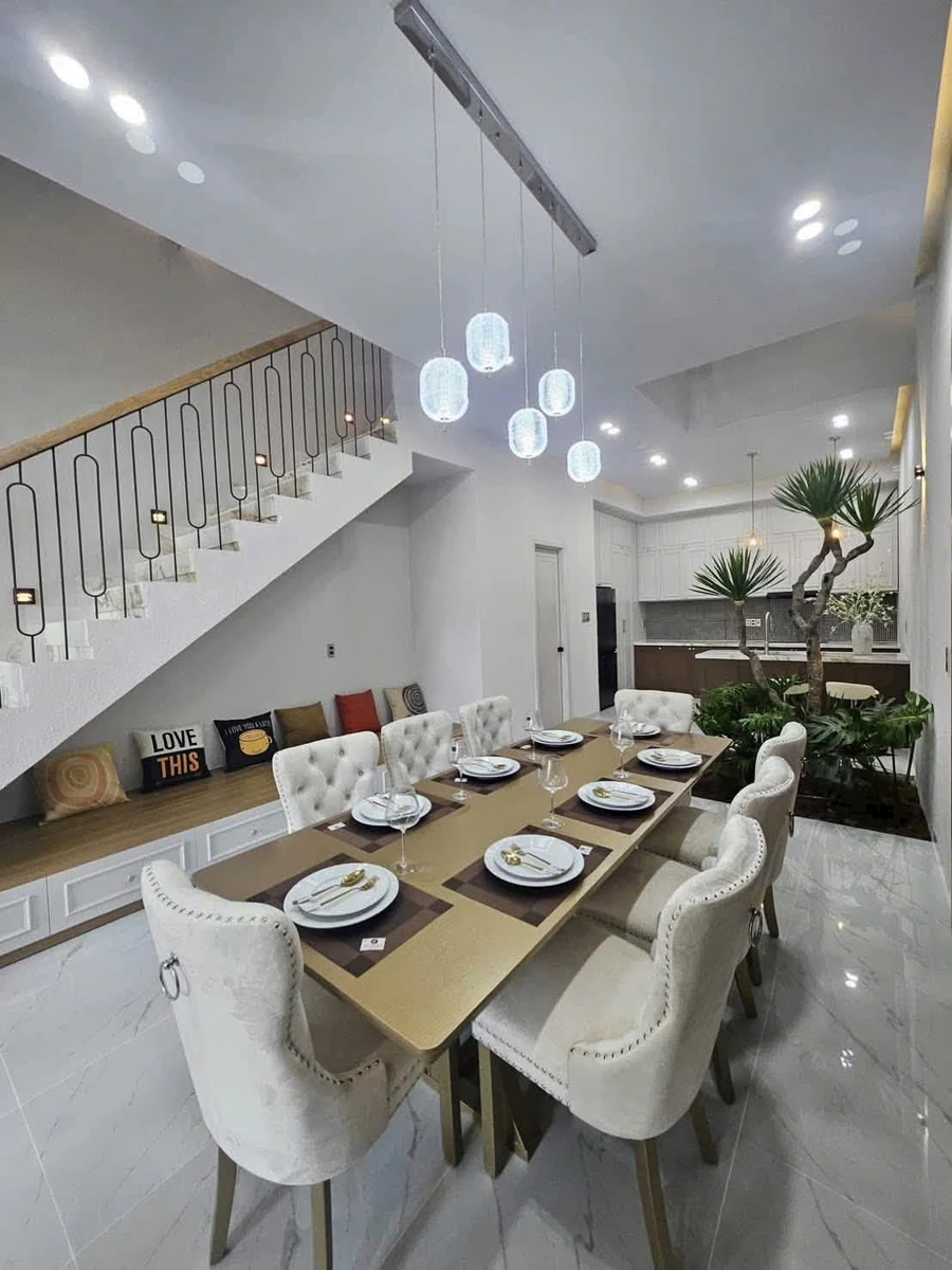 Bán nhà mặt tiền nội thất full 4 phòng ngủ Xuân Diệu, 8,39 tỷ - Ảnh thu nhỏ 4