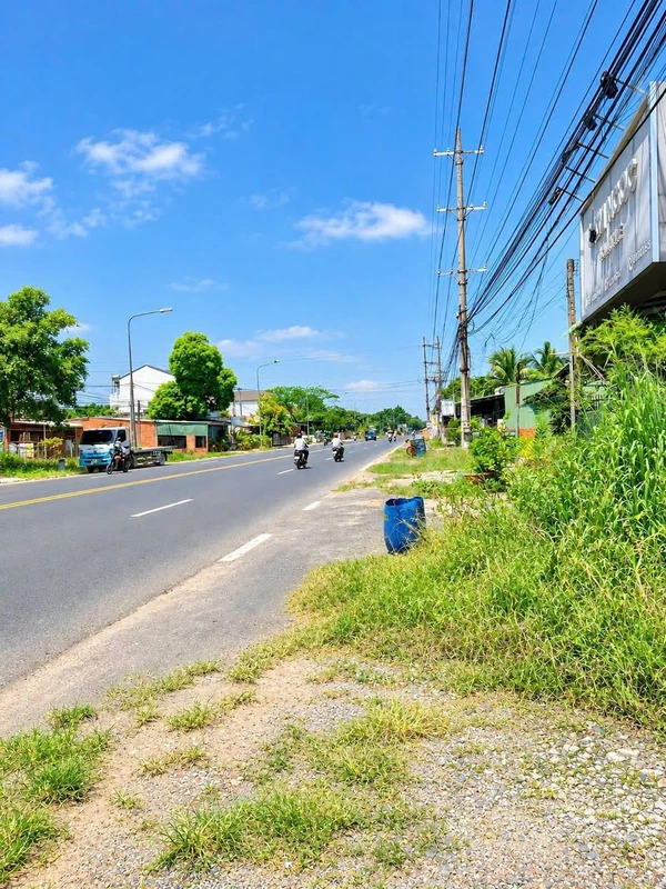 Bán đất mặt tiền Trần Phú Tây Ninh 2.000m²