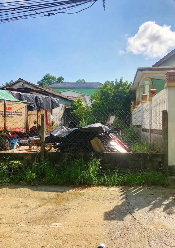 Bán đất mặt tiền Phùng Lưu Huế 100m²