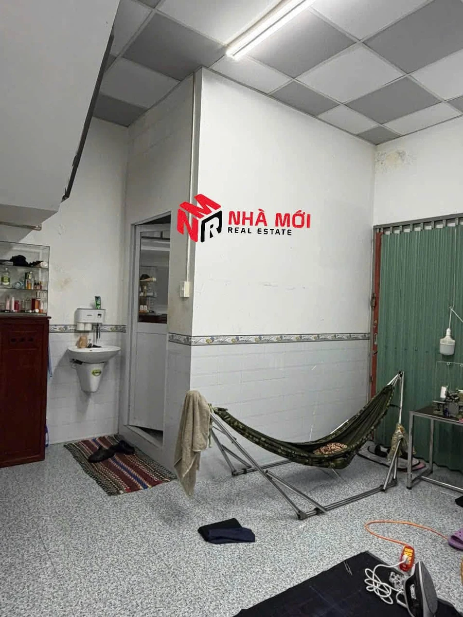 Bán nhà 1 trệt 1 lầu mặt tiền ngang 8m đường Trần Văn Ơn, gần chợ Phường 8, Cà Mau - Ảnh thu nhỏ 5