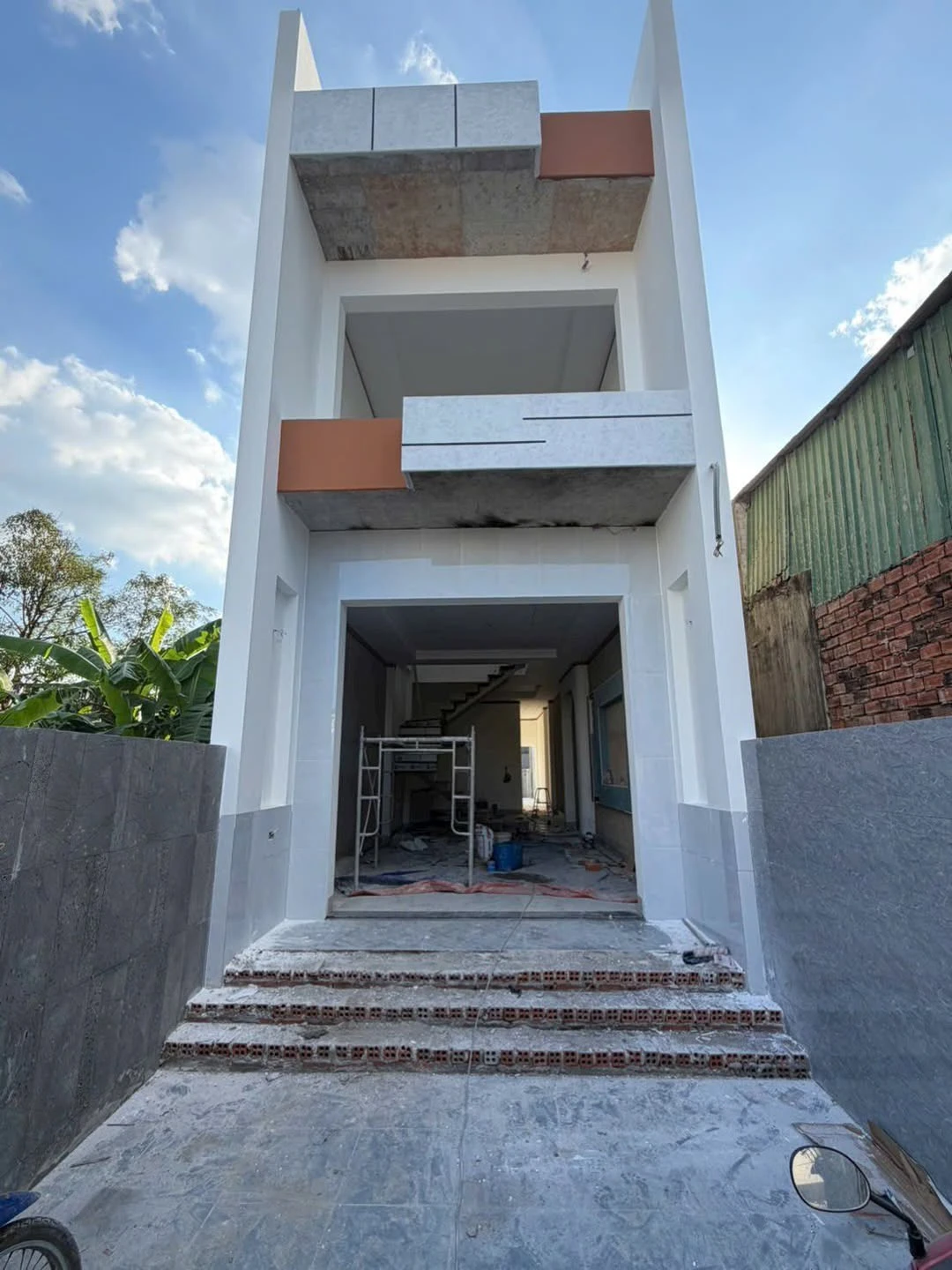 Bán nhà lầu thổ cư 3PN, 180m² tại Đồng Nai - Ảnh 1