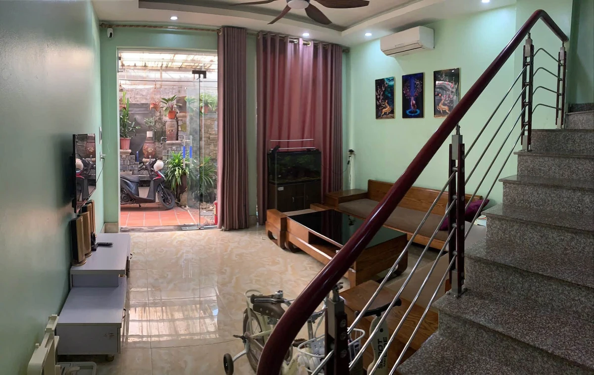 Bán nhà Cao Thắng 55m2, 3 phòng ngủ, 2,2 tỷ - Ảnh thu nhỏ 2