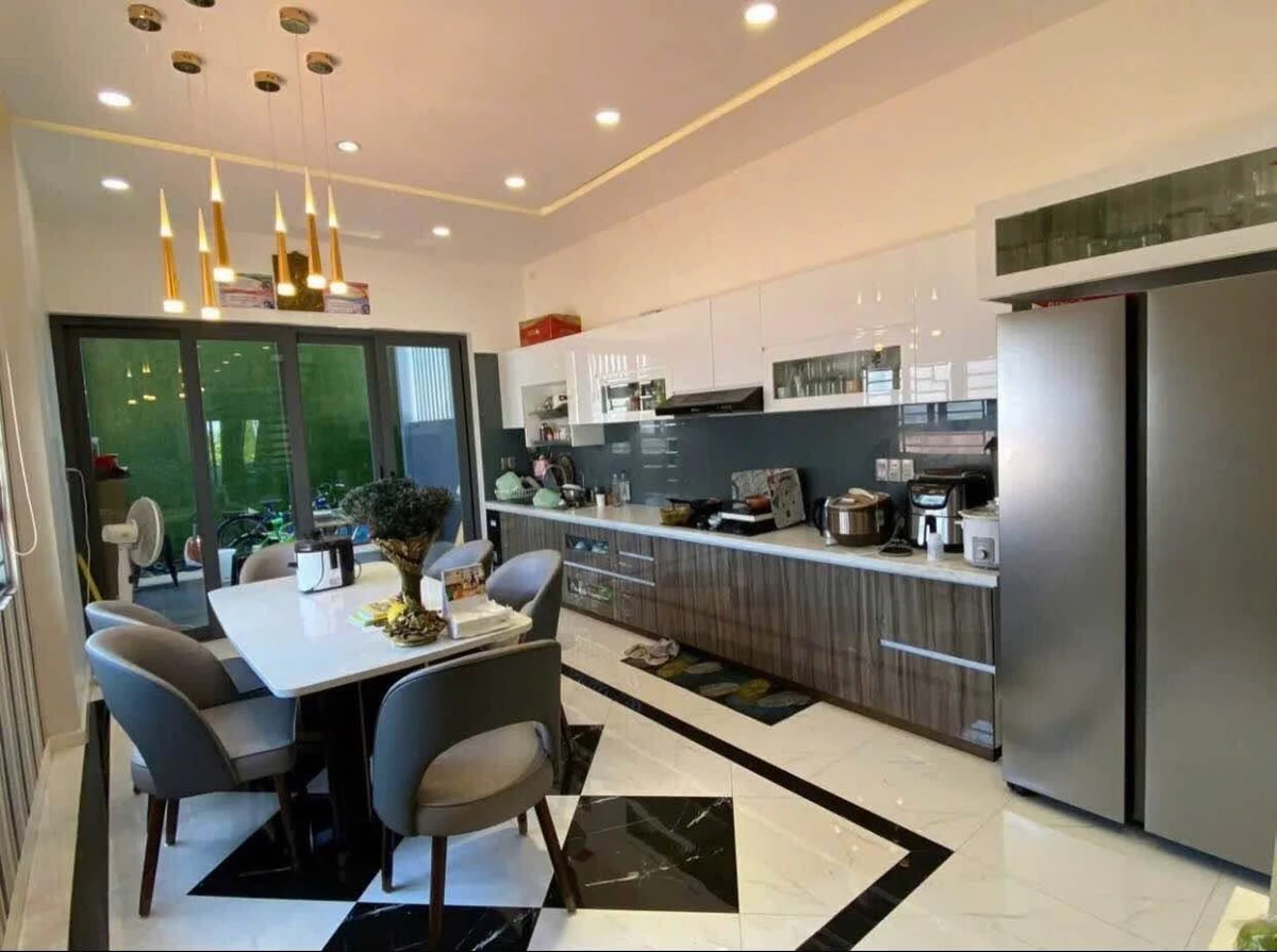 Bán nhà 3 tầng mặt tiền Võ Văn Kiệt, Phan Thiết, 88.4m2 - Ảnh thu nhỏ 3