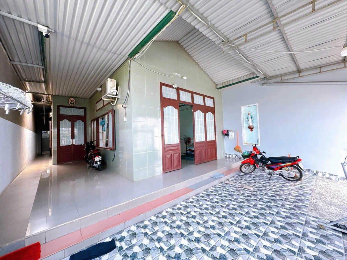 Bán nhà 245m2 thổ cư 100% Biên Hoà, 4 tỷ 200 triệu - Ảnh thu nhỏ 2
