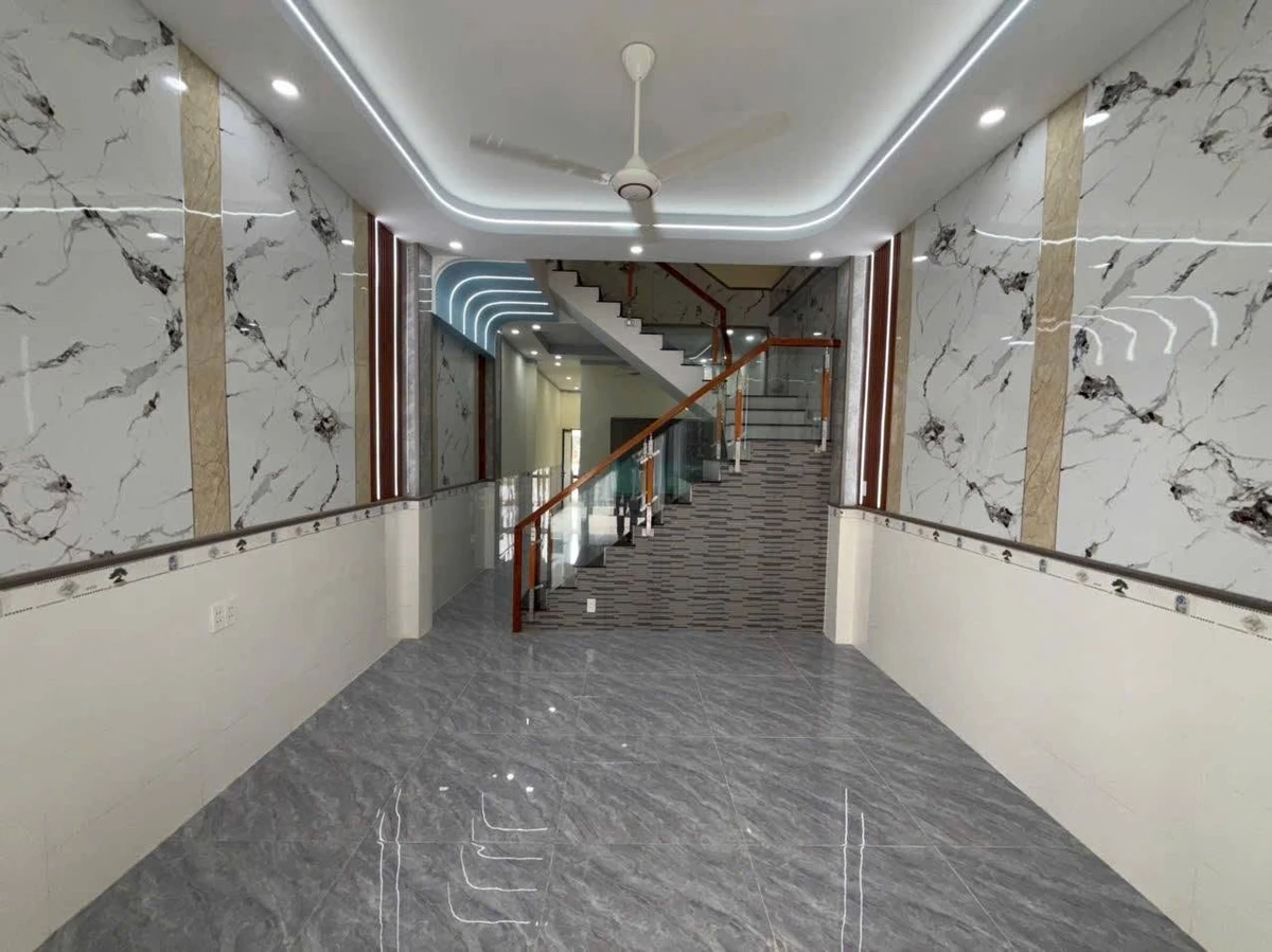 Bán nhà 1 trệt 1 lầu 3PN 66m² Biên Hòa, Bình Dương 2.75 tỷ - Ảnh thu nhỏ 2