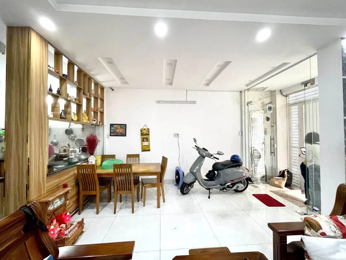 Bán nhà 4 tầng 48m2 hẻm ô tô gần mặt tiền Nguyễn Văn Trỗi, Tân Bình, giá 10,9 tỷ - Ảnh thu nhỏ 2