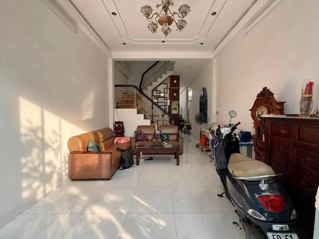 Bán nhà 4 tầng 72m2 Cư xá Nguyên Hồng, Bình Thạnh giá 15,88 tỷ - Ảnh thu nhỏ 2