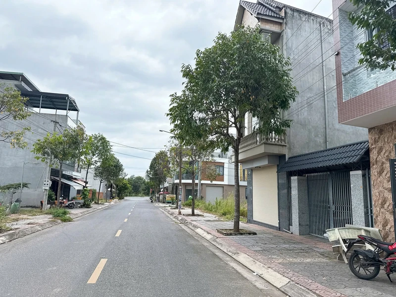 Bán biệt thự 330m2 Đường 11b, Hoà Long, Bà Rịa - 5,2 tỷ