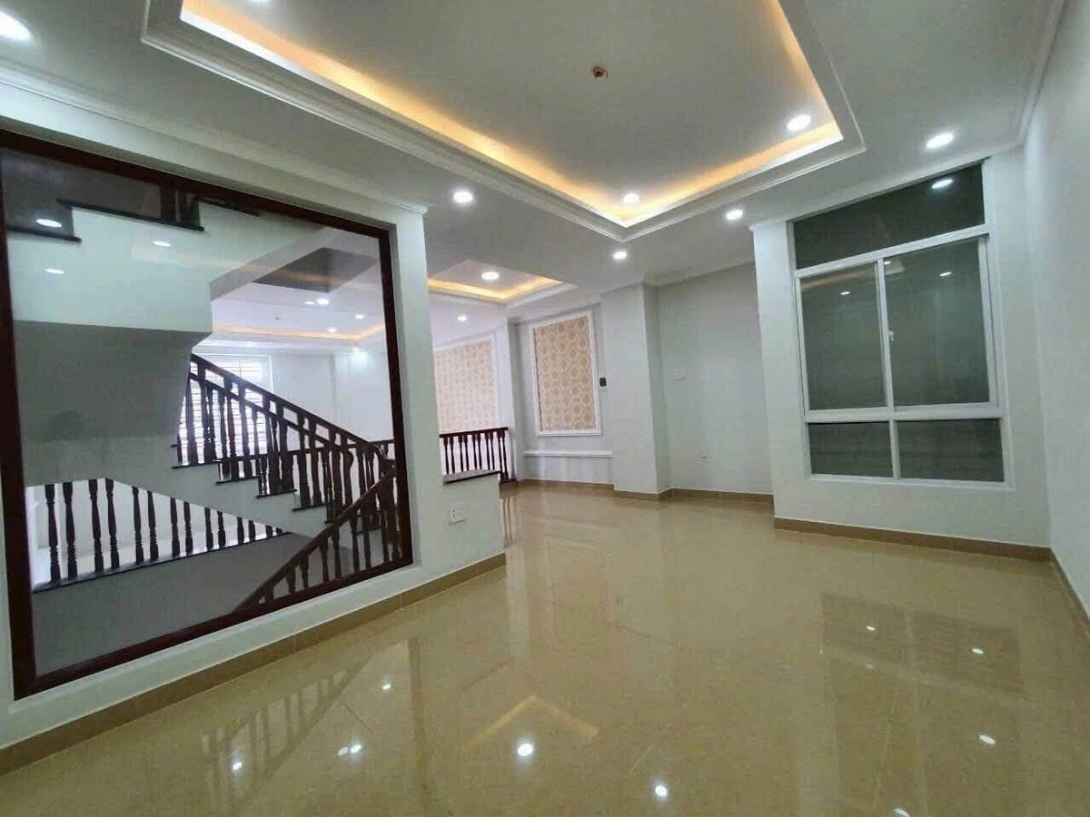 Bán nhà 8 phòng 50m2 Bùi Đình Tuý Bình Thạnh 10.5 tỷ - Ảnh thu nhỏ 4