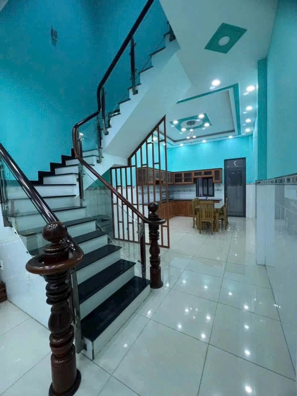 Bán nhà 4x15 (60m²) 2PN 3WC gần Aeon Tên Lửa, Bình Tân, nhỉnh 5 tỷ - Ảnh 1
