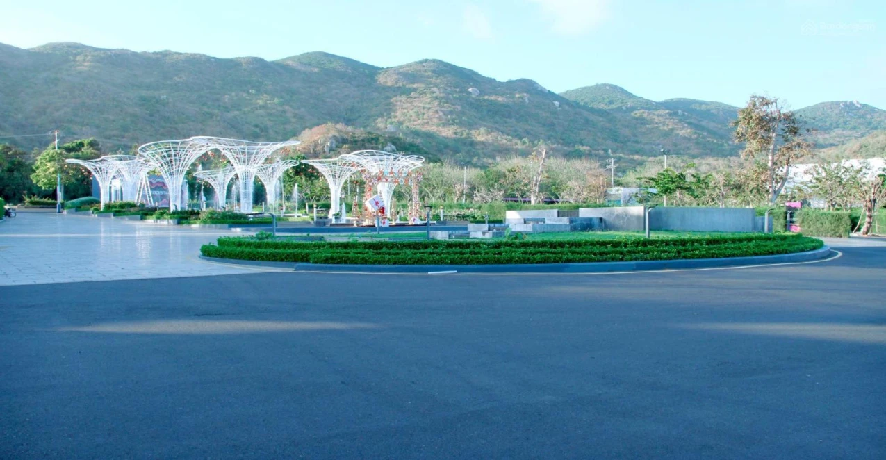Chính chủ bán nhanh bán biệt thự biển nghỉ dưỡng Oceanami Luxury Homes and Resort, Long Hải, 236m2 - Ảnh 1