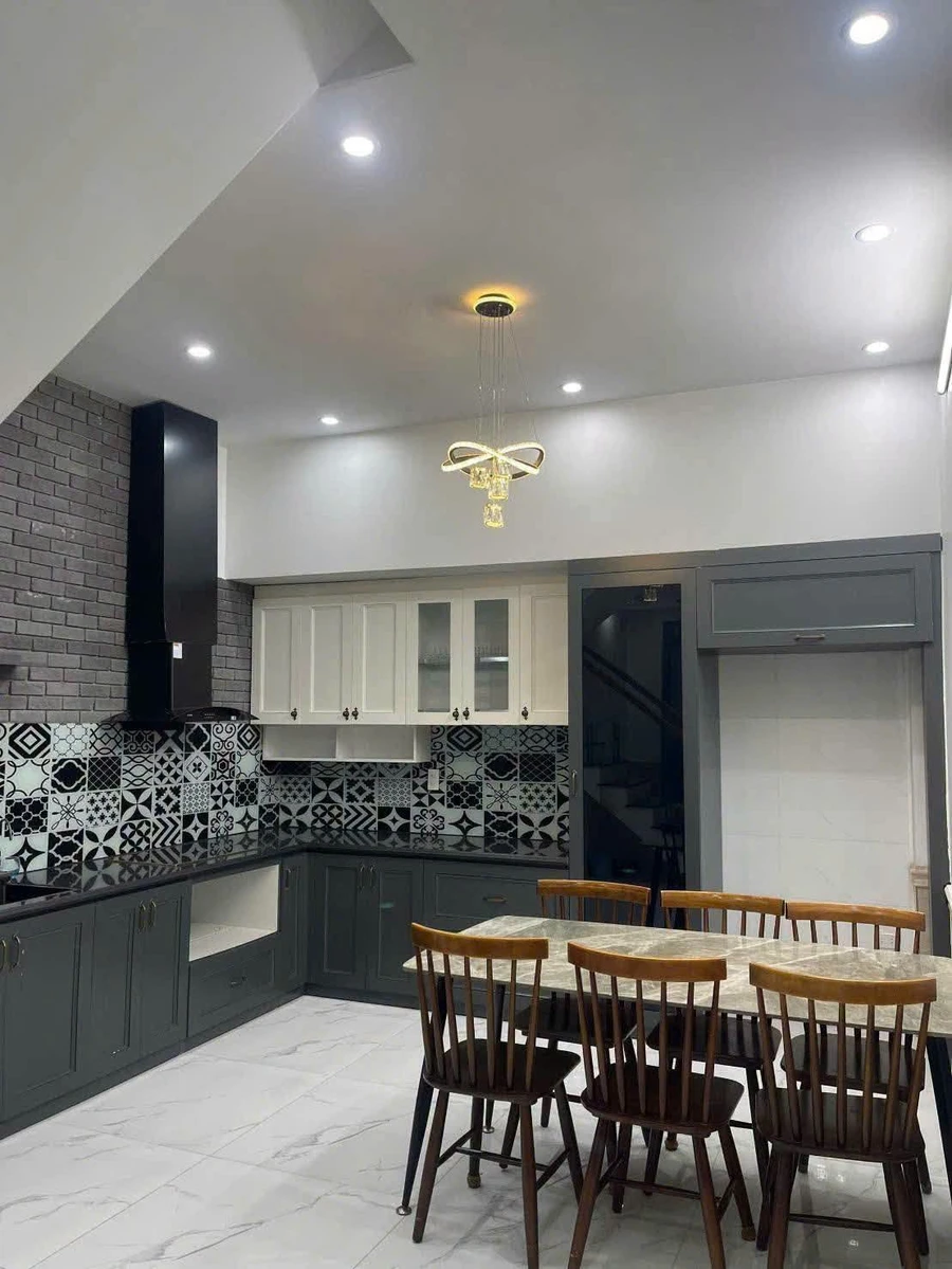 Bán nhà 4 tầng 42m² phố Phương Lưu ô tô đỗ cổng - Ảnh thu nhỏ 2