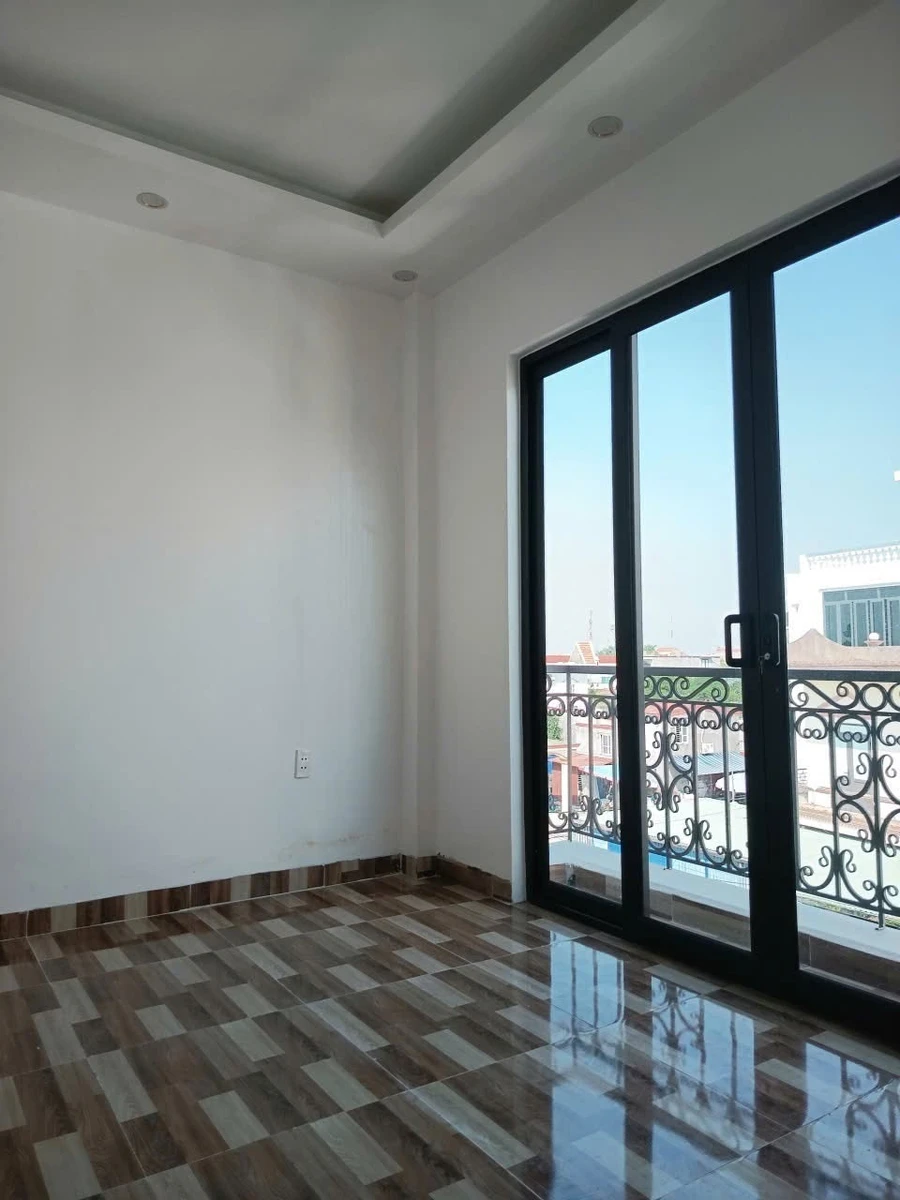Bán nhà 3 tầng 53.6m² 2 tỷ Hoàng Công Thản - Ảnh thu nhỏ 5