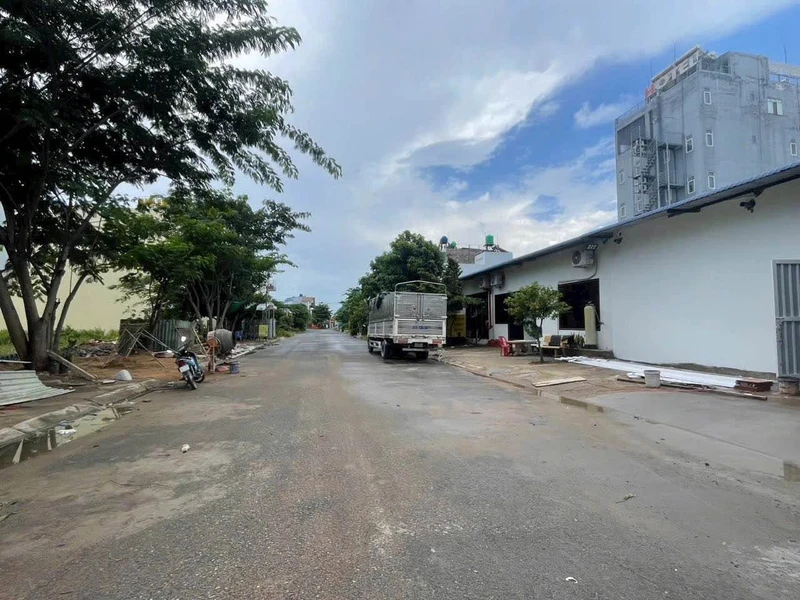 Bán nền 100m² tại KDC Hưng Gia Bến Lức, Long An, 3 tỷ