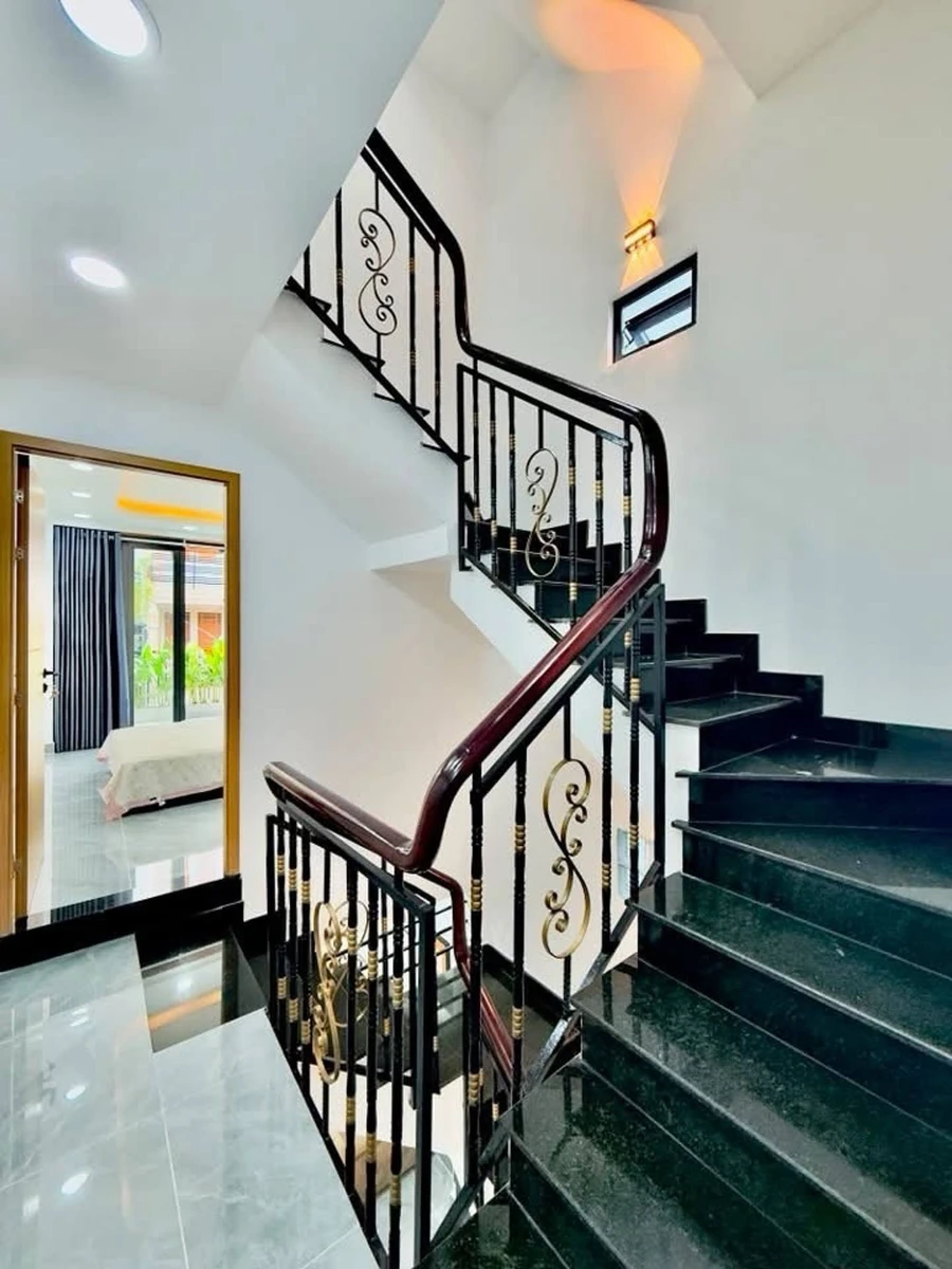 Bán nhà 4 tầng 43m2 tại Phường Hạnh Thông hơn 6 tỷ - Ảnh thu nhỏ 2