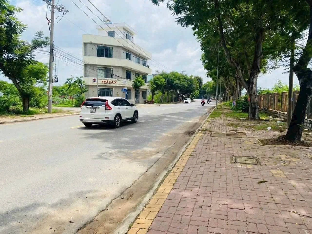 Bán đất mặt tiền kinh doanh 5x23,5m đường Trần Phú, Phường Bà Rịa giá 2,79 tỷ - Ảnh thu nhỏ 2