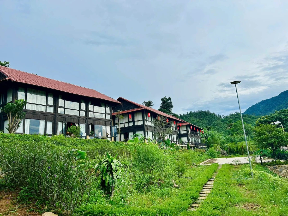 Bán villa nghỉ dưỡng 1000m² Đà Bắc Hòa Bình, hơn 2 tỷ - Ảnh thu nhỏ 3