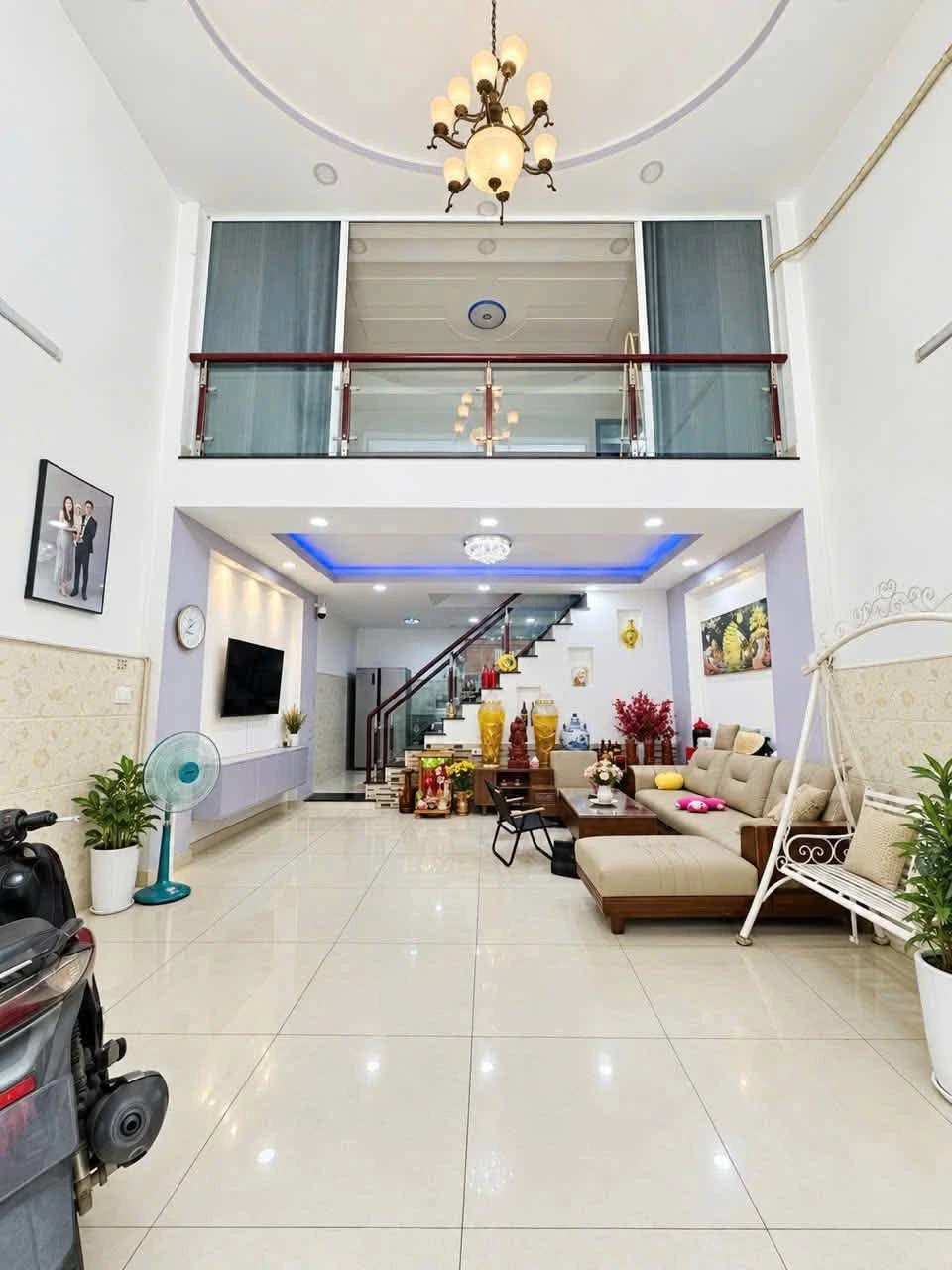 Bán nhà hẻm ô tô 3 tầng 59m² đường Trịnh Đình Trọng, Tân Phú giáp Quận 11, giá 6,2 tỷ - Ảnh 1