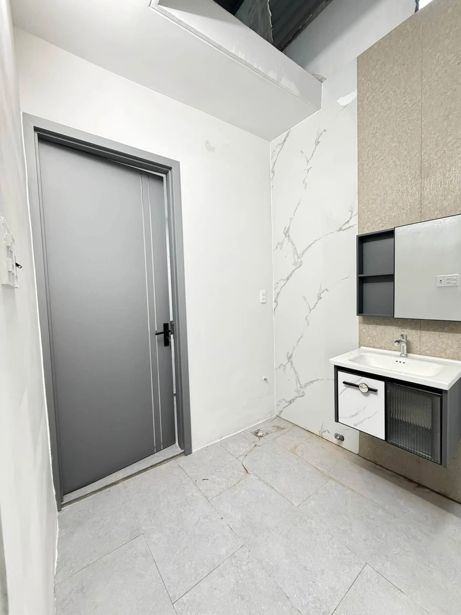 Bán nhà 2 mê 80m² Võ Phước Quy Nhơn 5,8 tỷ - Ảnh thu nhỏ 5