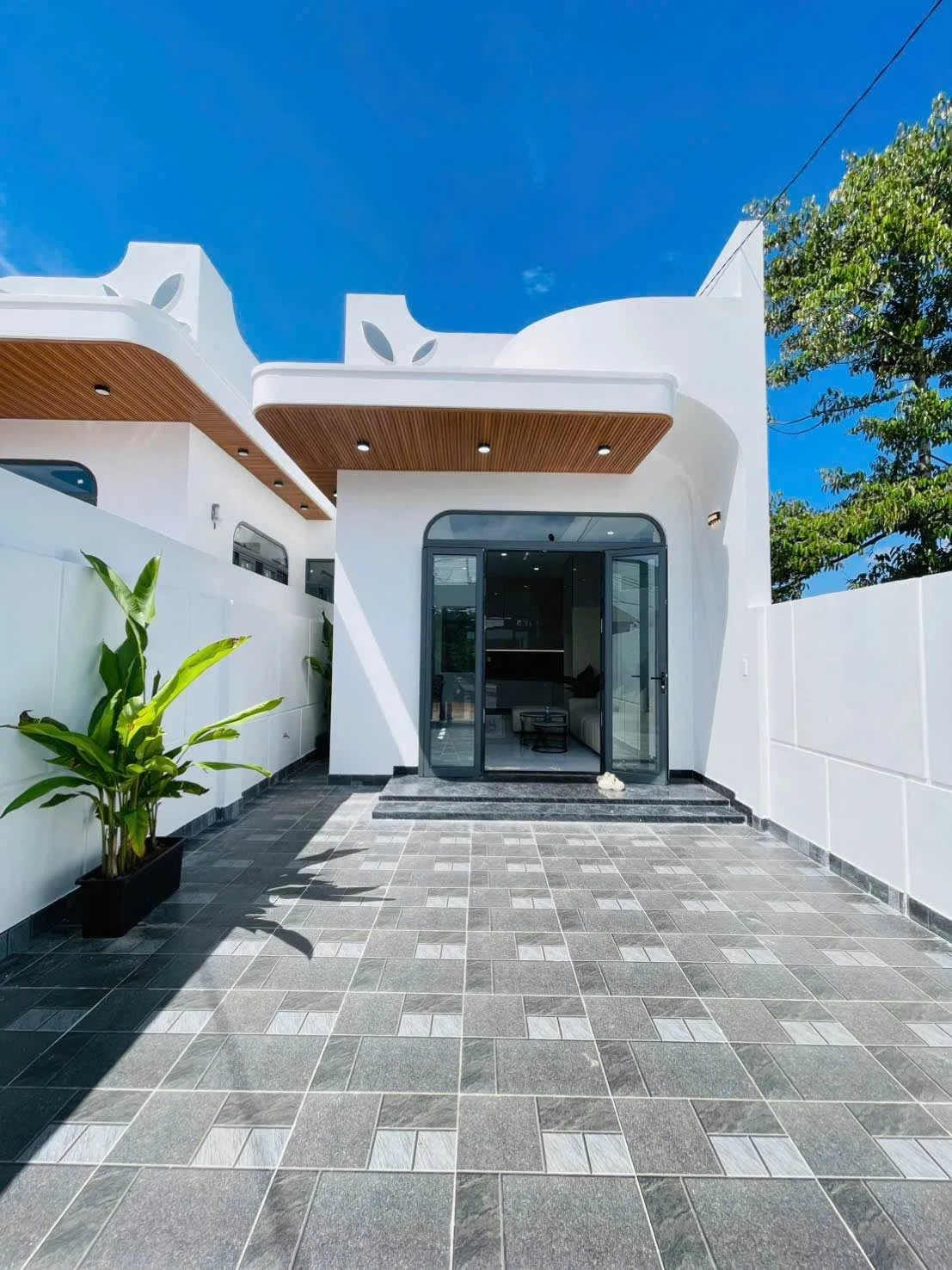 Bán nhà cấp 4 mới 3 phòng ngủ 140m2 Gia Lai - Ảnh 1