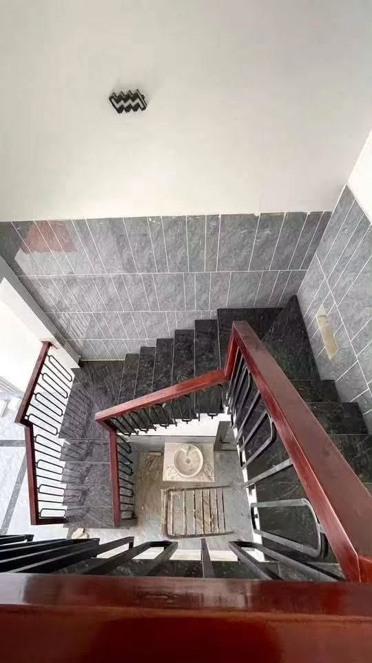Bán nhà hẻm Hàn Mặc Tử Quy Nhơn, 82m2, 3PN, 2.65 tỷ - Ảnh thu nhỏ 4