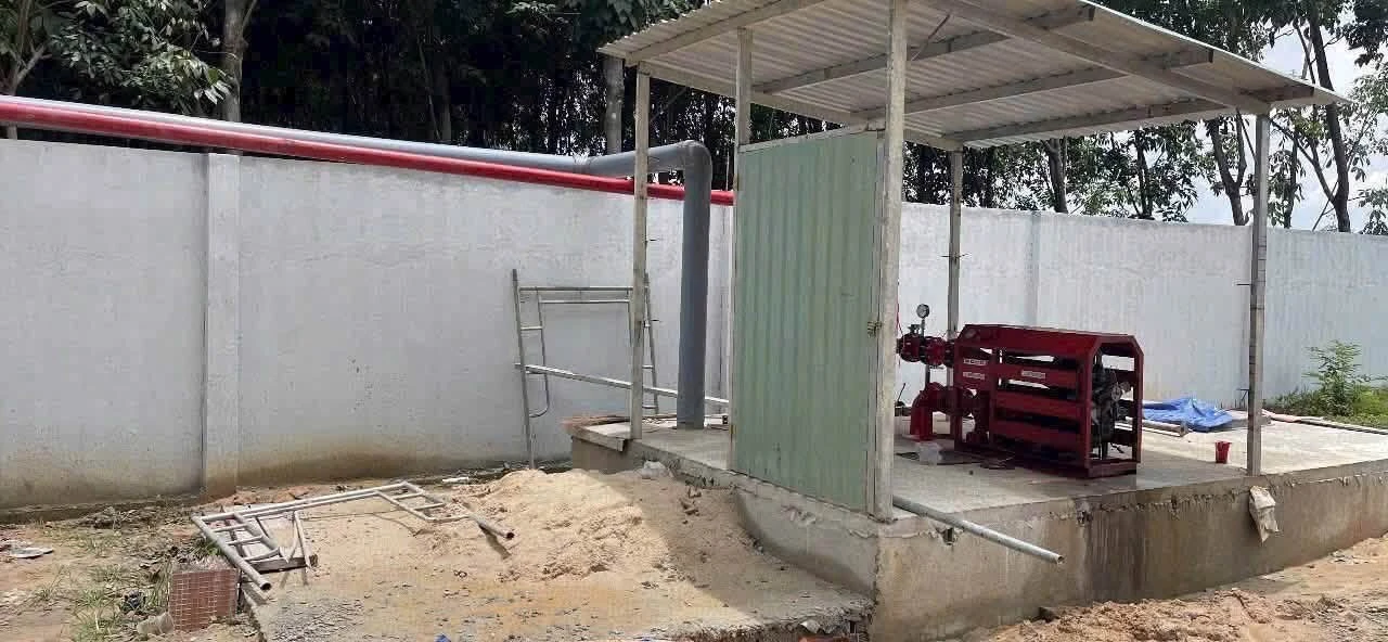 Bán nhà xưởng 2500m2 và văn phòng 90m2 tại Bến Cát, Bình Dương - 18 tỷ - Ảnh 1
