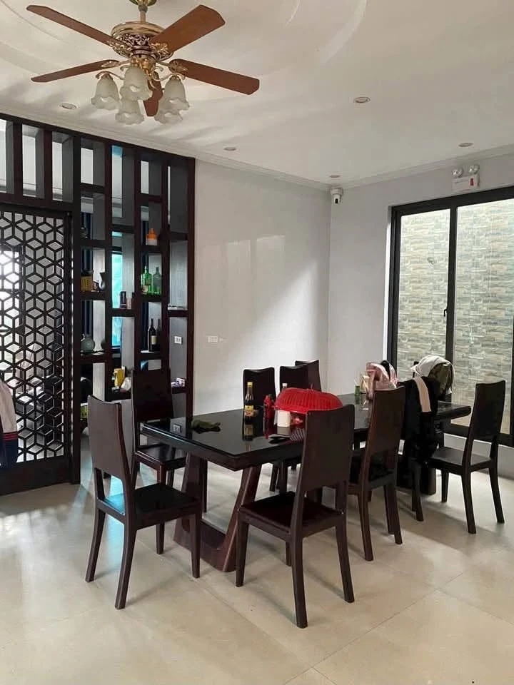 Bán nhà 3 tầng 241m² giá 3 tỷ Chợ Sơn - Ảnh thu nhỏ 4