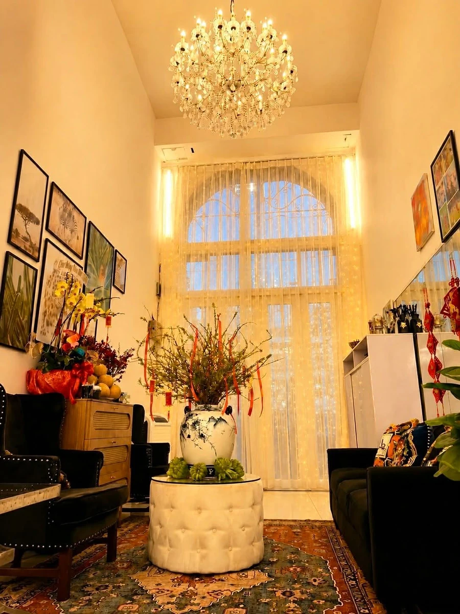Bán nhà 70m2, 5 tầng, 3 PN giá 2.1 tỷ Quận 1 - Ảnh 1