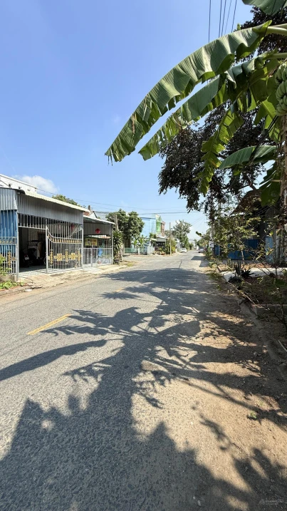 Bán nền 100m2 kế chợ, trường tiện ích đầy đủ, giá hời trong khu dân cư, vị trí đẹp, phong thủy tốt - Ảnh thu nhỏ 2